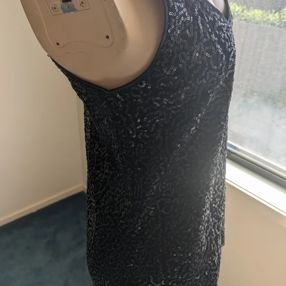 DECJUBA Sequin Top (sS) Black Sparkle - Picture 2 of 11